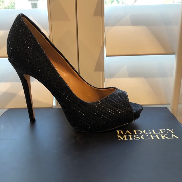 Badgley Mischka Kassidy II Size 6.5 - Picture 2 of 12